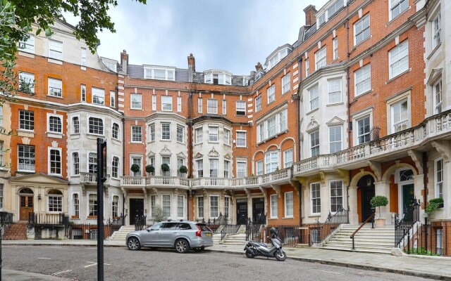 London Lifestyle Knightsbridge Vi