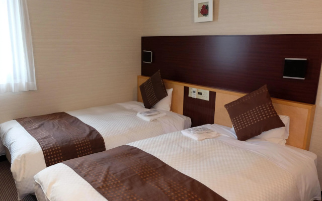 Ueno First City Hotel
