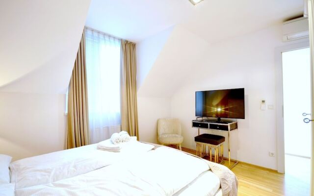 City Center Penthouse Residence Graben