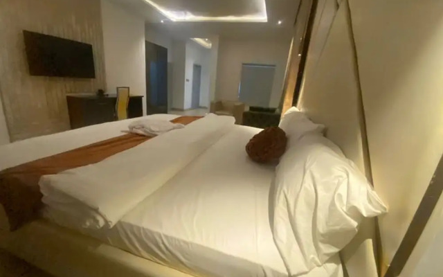 Hopeland Hotels