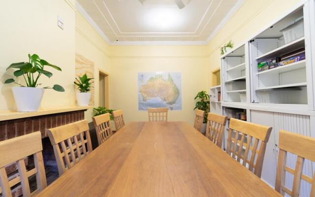 myOZexp Aberdeen Lodge - Hostel