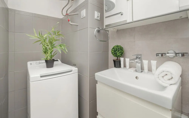 Apartment in Centre of Łódź by Renters