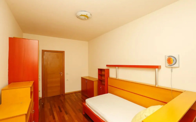 Luxury European Trade Center Apartment