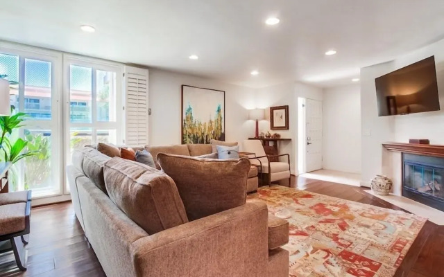 Sbtc161 3 Bedroom Condo