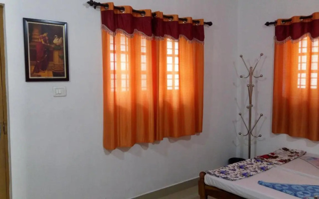 Sea Breeze Beach Home Stay