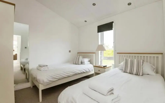 Remarkable 3-bed Lodge in Honiton