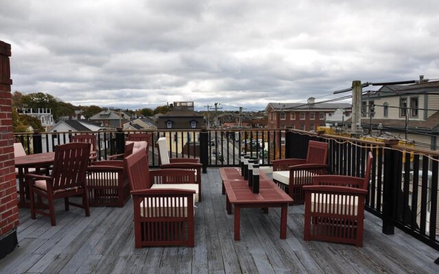 424 Thames Street Inn