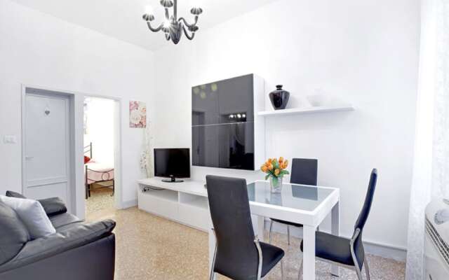 Grimaldi Apartments - Ca del Nonno