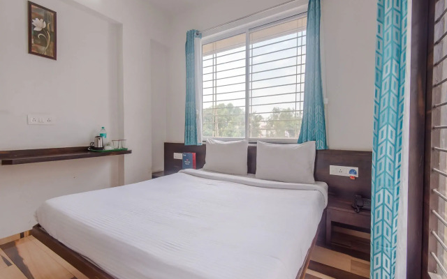 OYO 9738 Hotel House Khas Suites