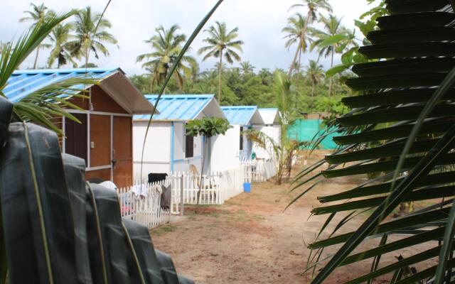 Basho Huts and Cafe