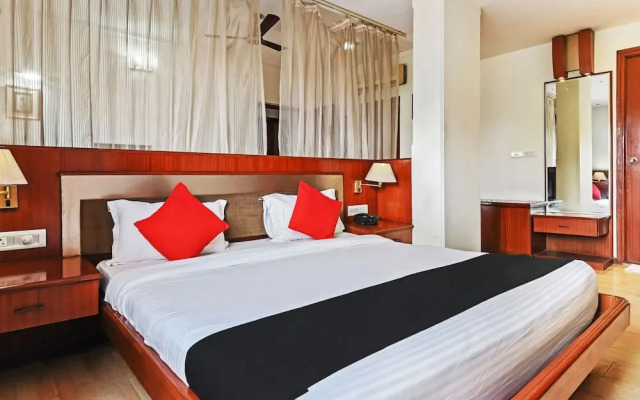 Capital O 18514 Hotel Royal Empire