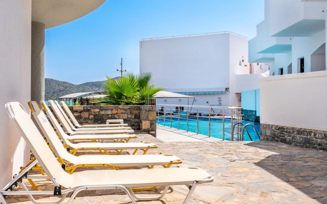 Elounda Alikes Suites & Studios