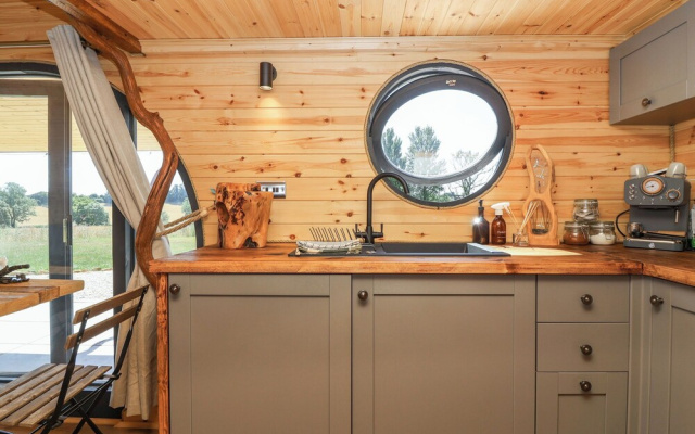 Bugley Pools Hideaway