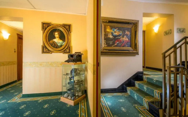 Hotel Colonna
