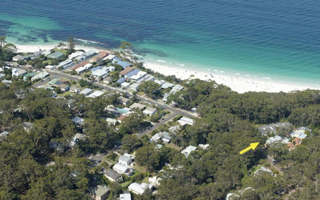 Sand Water at Hyams Beach 4pm Check Out Sundays
