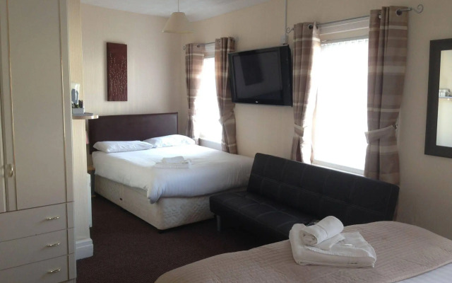 Henson Hotel