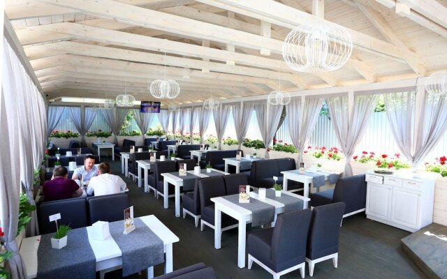 Kupava Deluxe Hotel