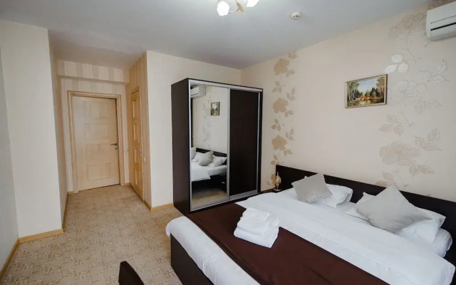 Tip Top Hotel City Center