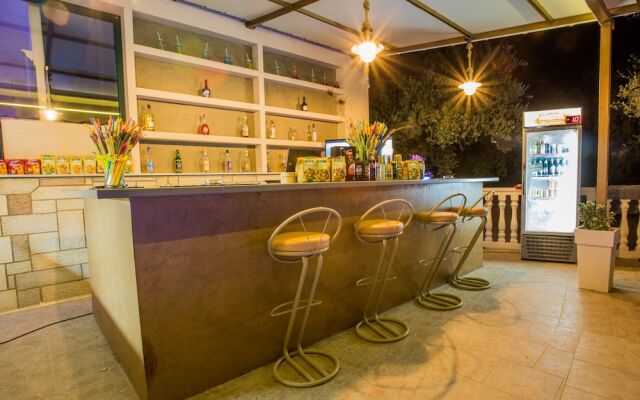 Kozanos Hotel & Suites