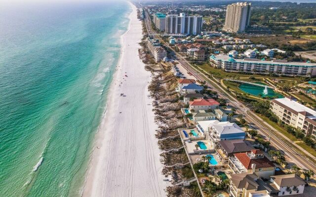 Suzwinks Beach House