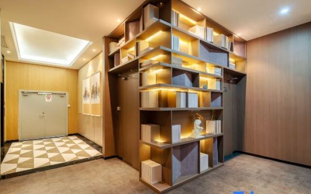 Weiji Hotel (Shanghai hongqiao Wuzhong Road)