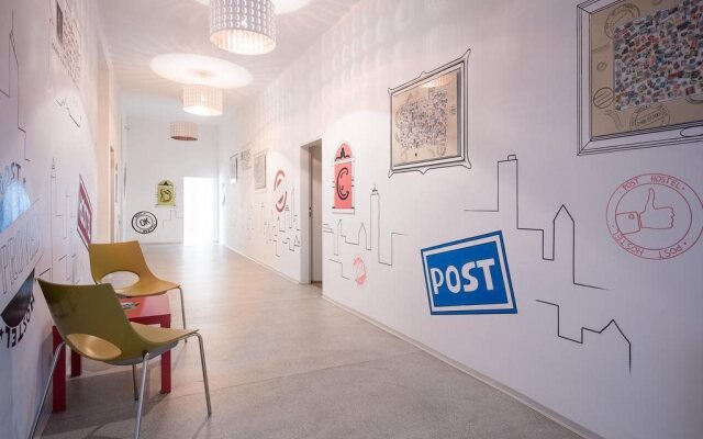 Post Hostel Prague