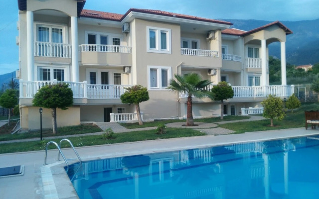 Gold Lion Apart Hotel