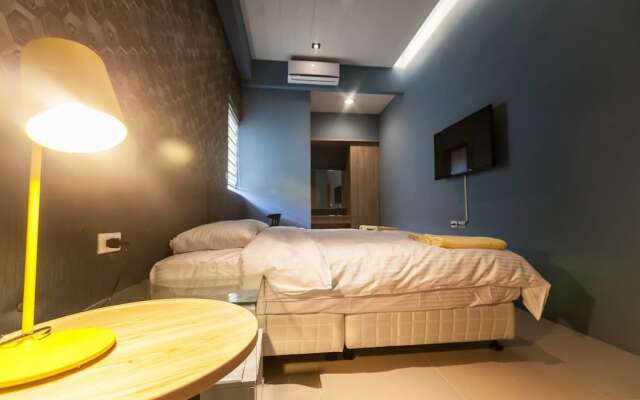 Honey B Trip B&B