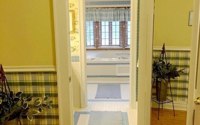 Highland Lake Inn & Resort