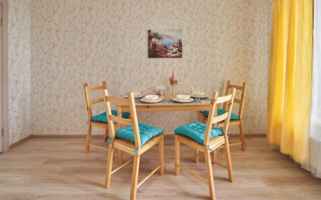 Hospitable House on Revolution 48V