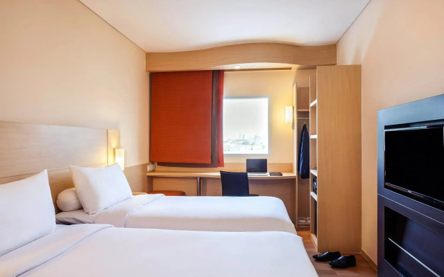 Ibis Jakarta Harmoni