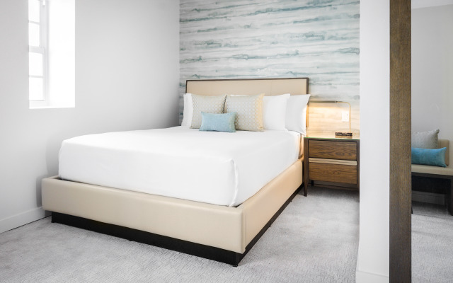 Iberostar Waves Miami Beach