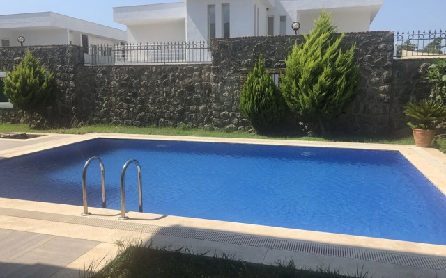 Demirci Villa Torba