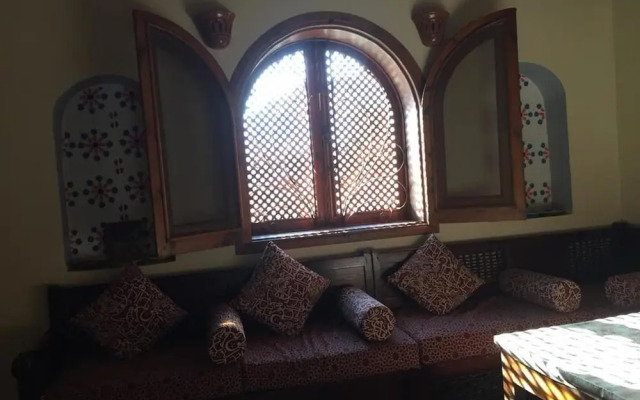 Shahhat House