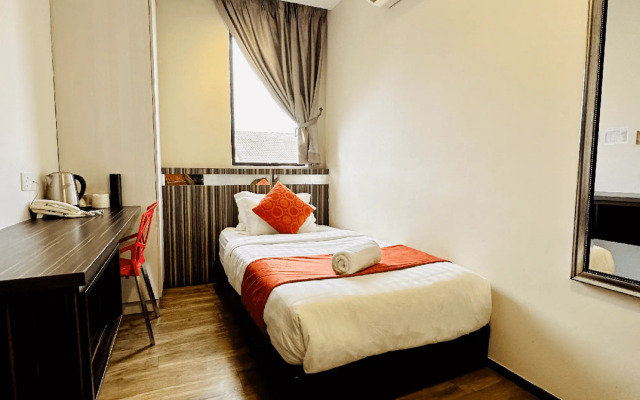 Kino Hotel