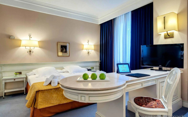 Hotel Miguel Angel by BlueBay