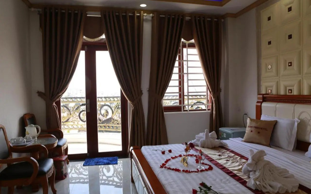 HÙNG MIAMI HOTEl - 3 SAO