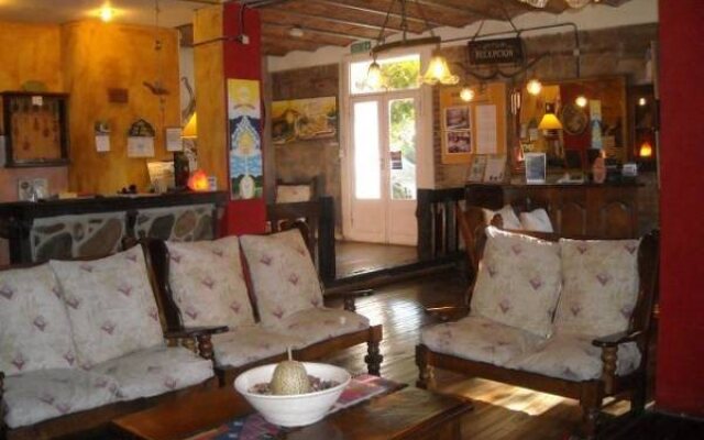 Cerro Uritorco Hotel