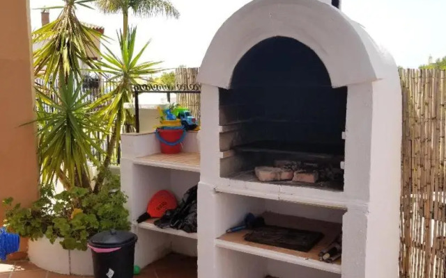 Spacious family villa Aljamar 8a