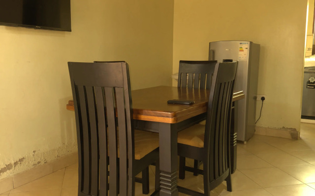 Palm Suites Jinja