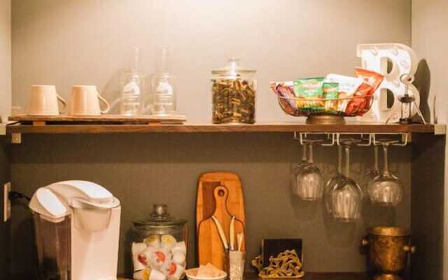 Burdett House Bed & Breakfast