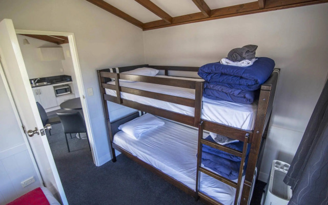 Tasman Holiday Parks - Te Anau