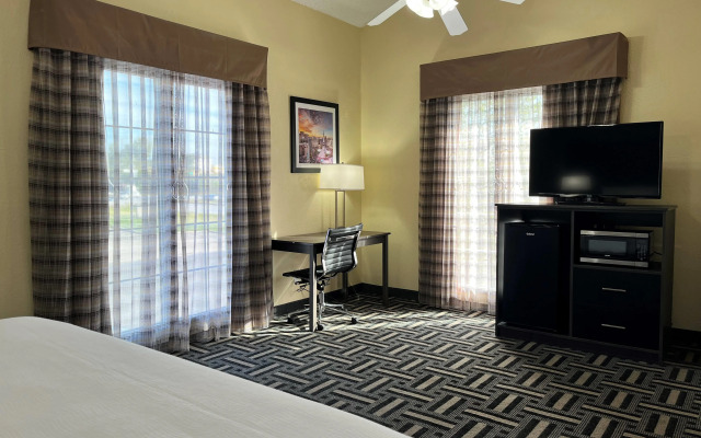 La Quinta Inn by Wyndham Indianapolis Airport Lynhurst