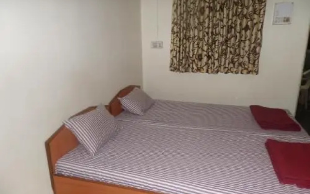 Hotel Gurukrupa