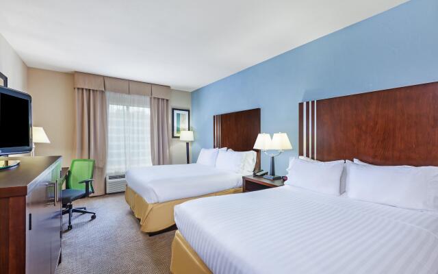 Holiday Inn Express Hotel & Suites BEAUMONT NW, an IHG Hotel