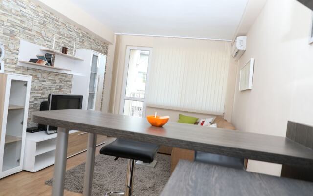 FM Luxury 1-BDR Apartment - The Nest