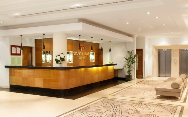Crowne Plaza Reading