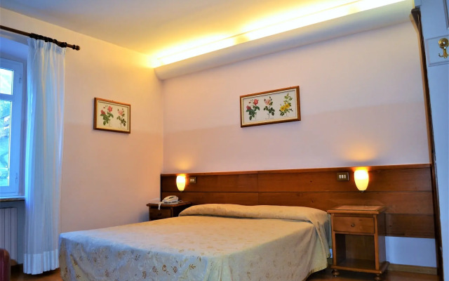 Hotel Serena