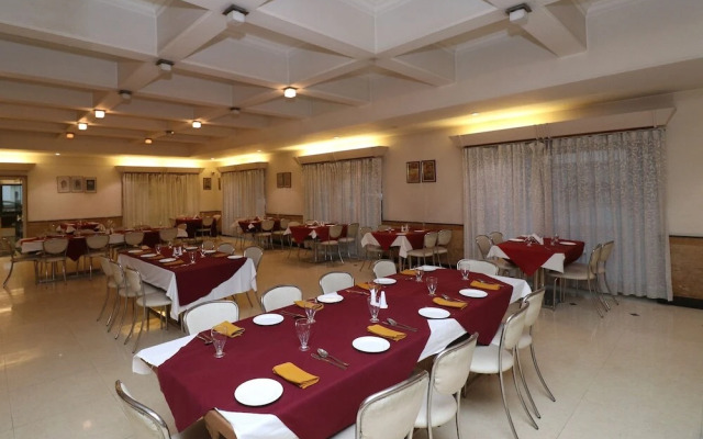 Grand Hotel by OYO Rooms