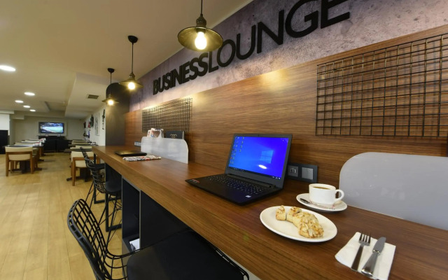 Asal Hotel